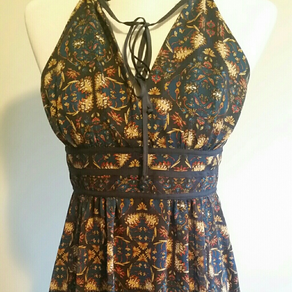 BCBGeneration sleeveless v-neck dress